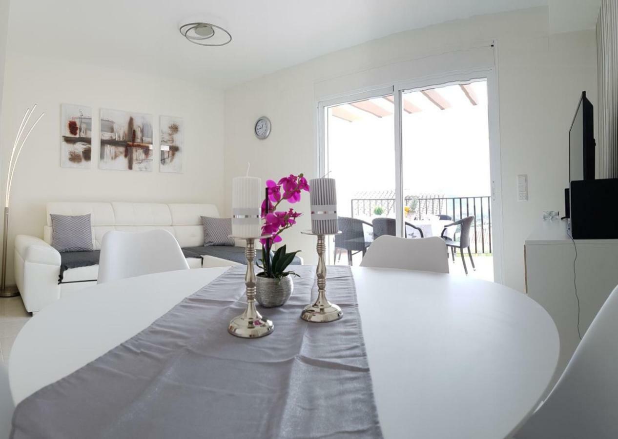 Bungalow Imperial Калпе Екстериор снимка