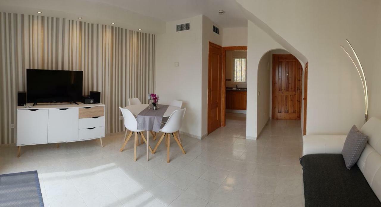 Bungalow Imperial Калпе Екстериор снимка